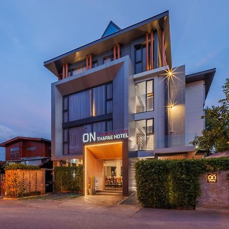 Hotel ON Thapae Chiangmai Chiang Mai Esterno foto